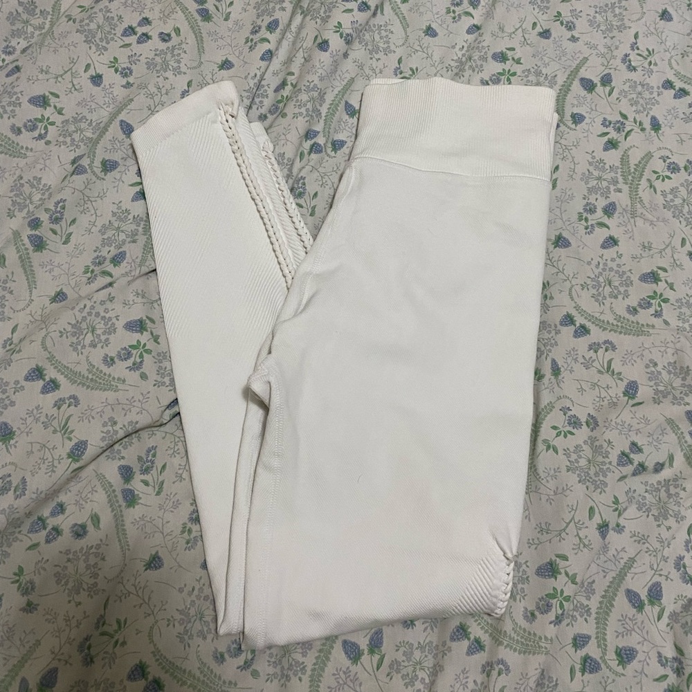 Aerie by offline